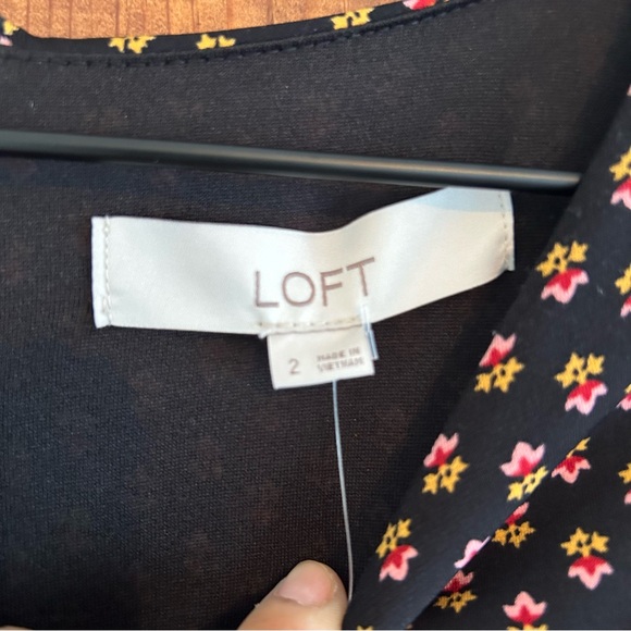 LOFT Ann Taylor NWT 2 $79 Floral Keyhole Dress - Picture 4 of 5